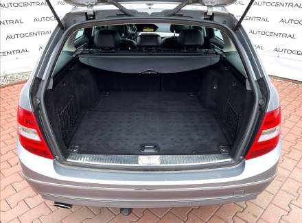 Mercedes-Benz - C-class