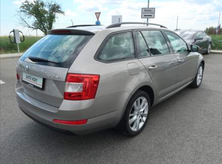 Škoda - Octavia