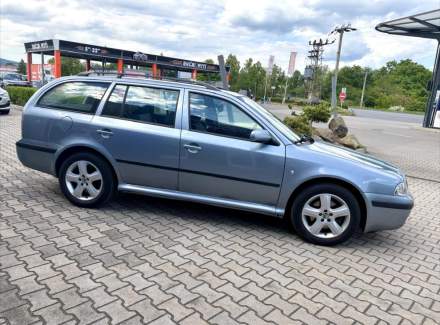 Škoda - Octavia
