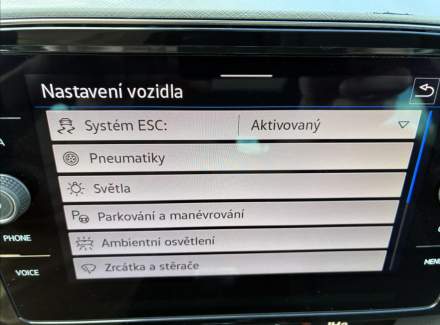 Volkswagen - Passat