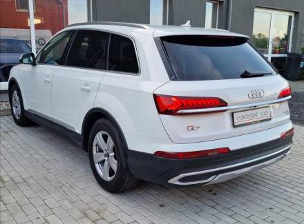 Audi - Q7
