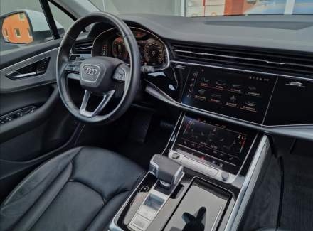 Audi - Q7