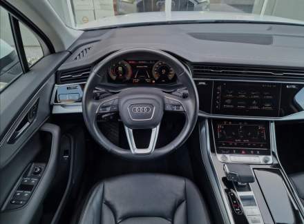 Audi - Q7