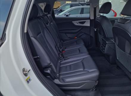 Audi - Q7