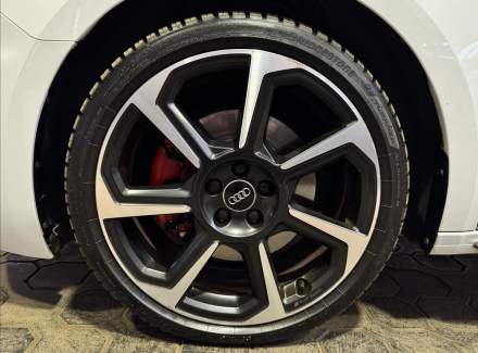 Audi - A1