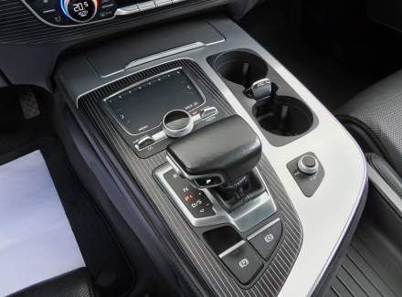 Audi - Q7