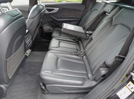 Audi - Q7