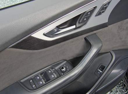 Audi - Q7