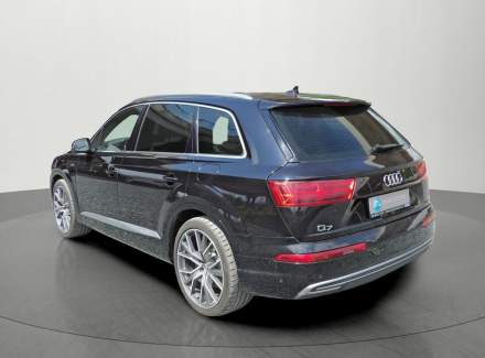 Audi - Q7