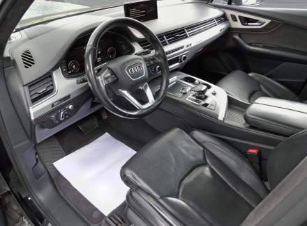 Audi - Q7