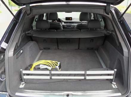 Audi - Q7