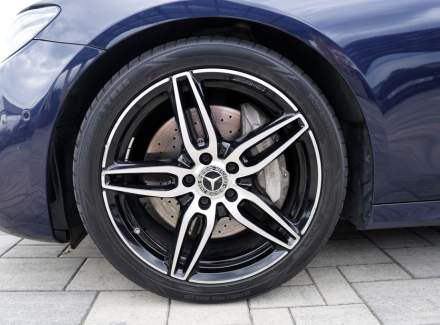 Mercedes-Benz - E-class