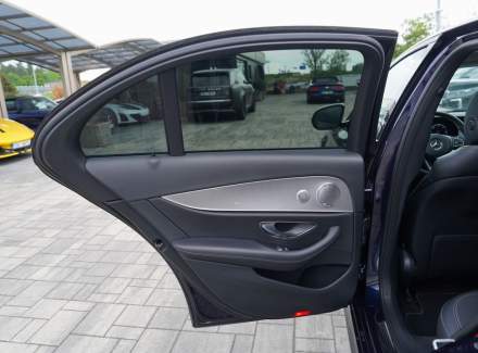 Mercedes-Benz - E-class