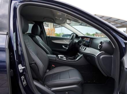 Mercedes-Benz - E-class