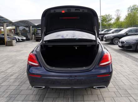 Mercedes-Benz - E-class