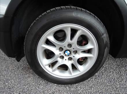 BMW - X3