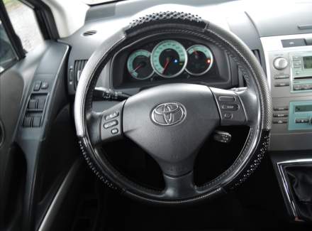 Toyota - Corolla Verso