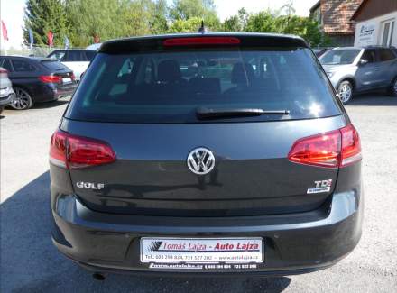 Volkswagen - Golf