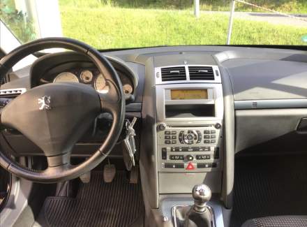 Peugeot - 407
