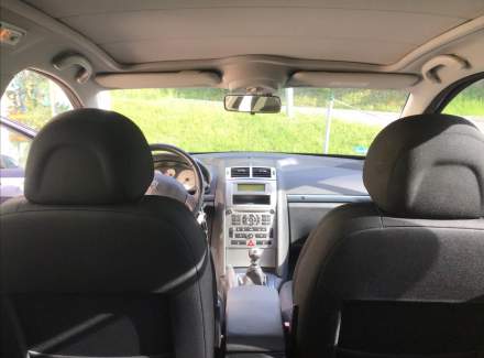 Peugeot - 407