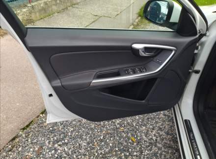 Volvo - V60