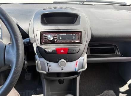 Peugeot - 107