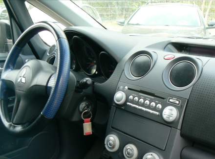 Mitsubishi - Colt