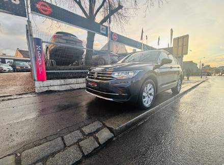 Volkswagen - Tiguan