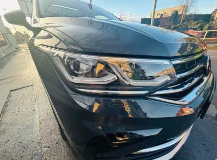 Volkswagen - Tiguan