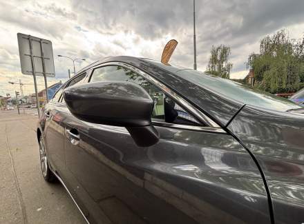 Mazda - 6