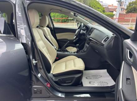 Mazda - 6