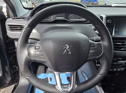 Peugeot - 2008