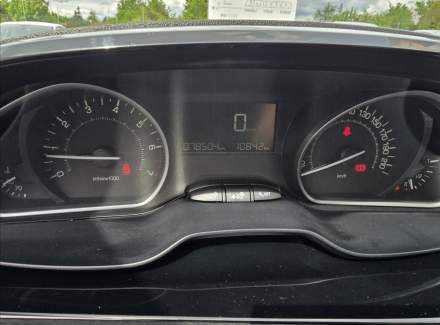 Peugeot - 2008