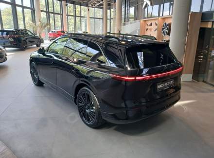 XPENG - G9