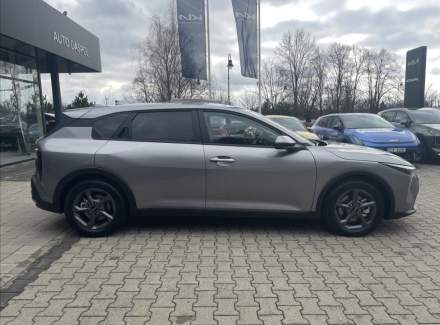 Kia - K4