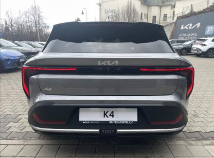 Kia - K4