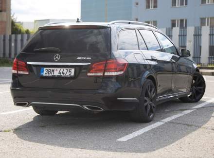 Mercedes-Benz - E-class