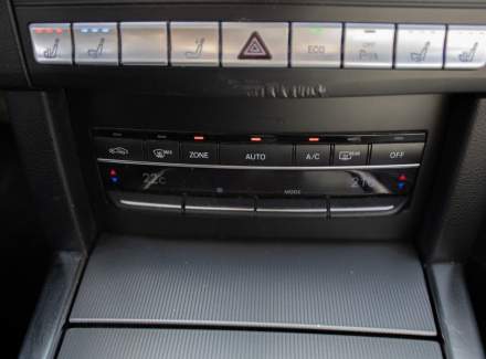 Mercedes-Benz - E-class