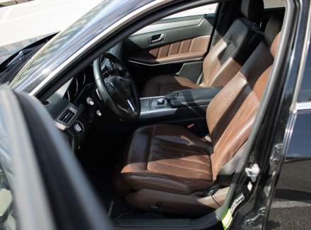 Mercedes-Benz - E-class