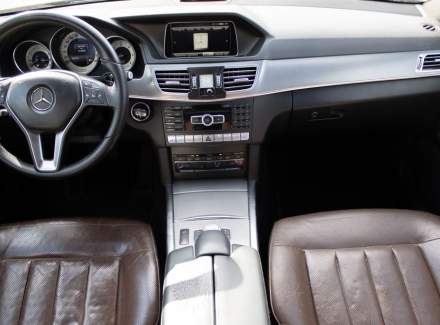Mercedes-Benz - E-class