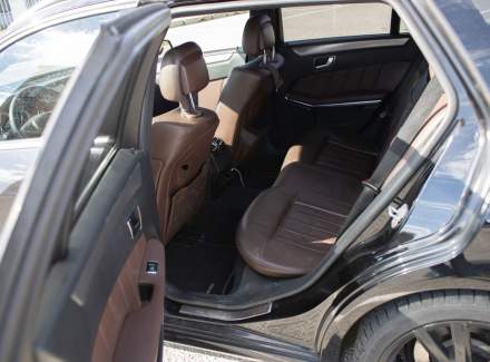Mercedes-Benz - E-class
