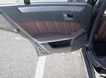 Mercedes-Benz - E-class