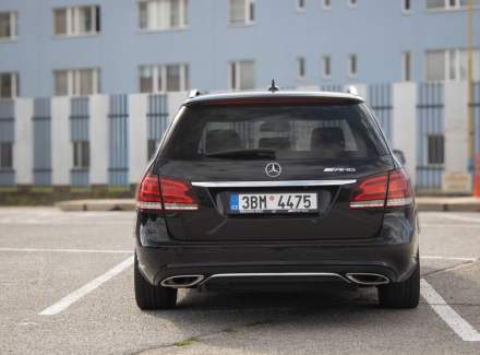Mercedes-Benz - E-class