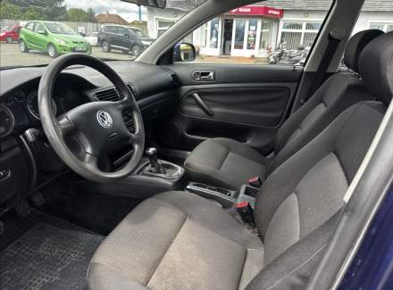 Volkswagen - Passat