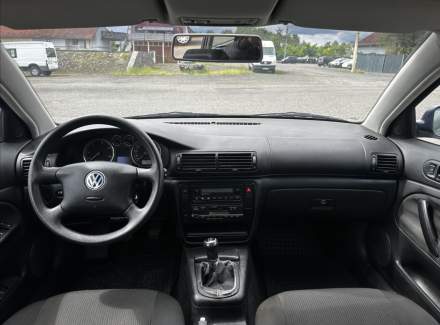 Volkswagen - Passat