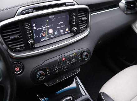 Kia - Sorento