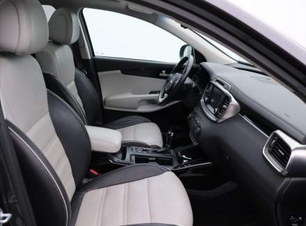 Kia - Sorento
