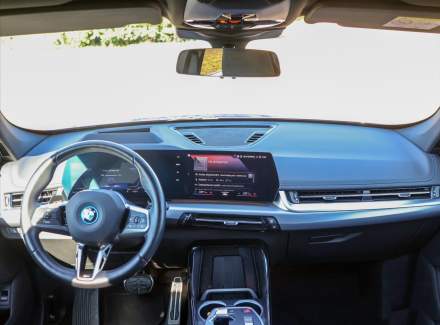 BMW - iX1