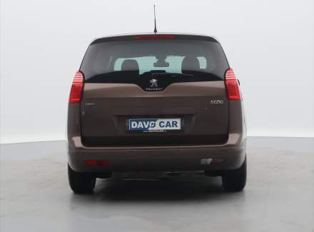 Peugeot - 5008