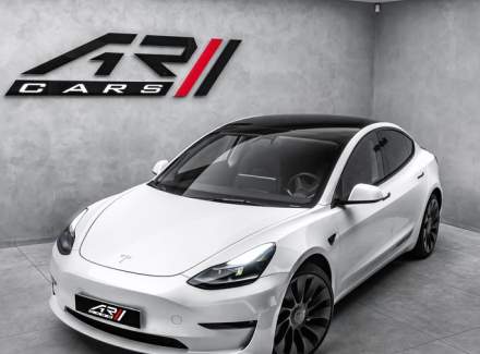 Tesla - Model 3